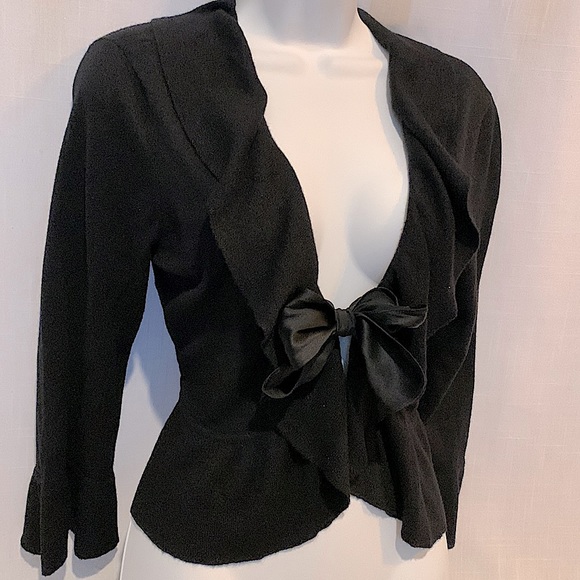 Sweet or sexy!? Short cardigan with satin tie front! - Picture 1 of 4